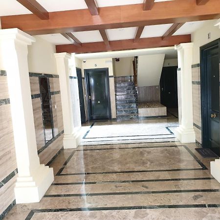 Апартаменты Apartamento Puerto Banus Pool☆ Марбелья Экстерьер фото