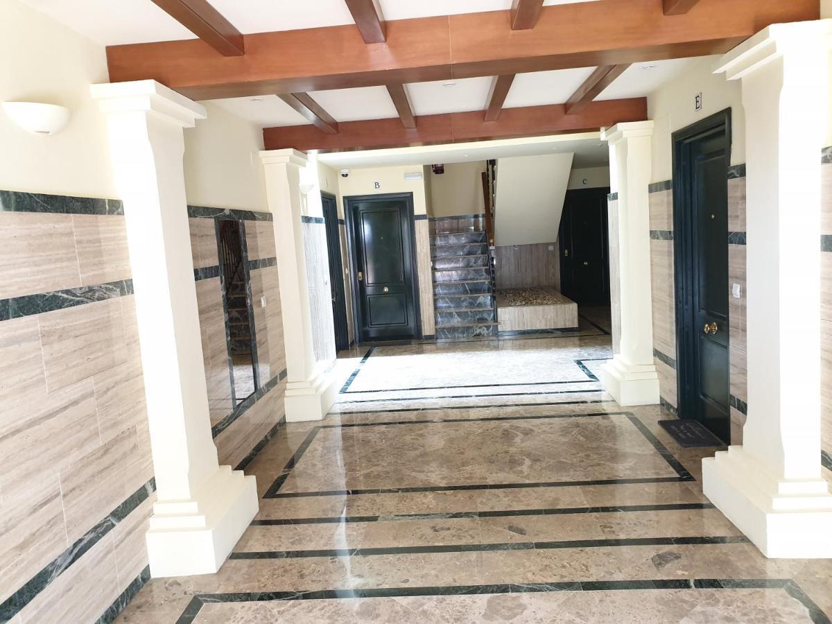 Апартаменты Apartamento Puerto Banus Pool☆ Марбелья Экстерьер фото